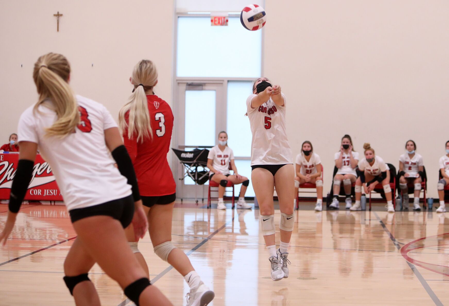 Borgia def. Cor Jesu 25-21, 25-20, 27-25